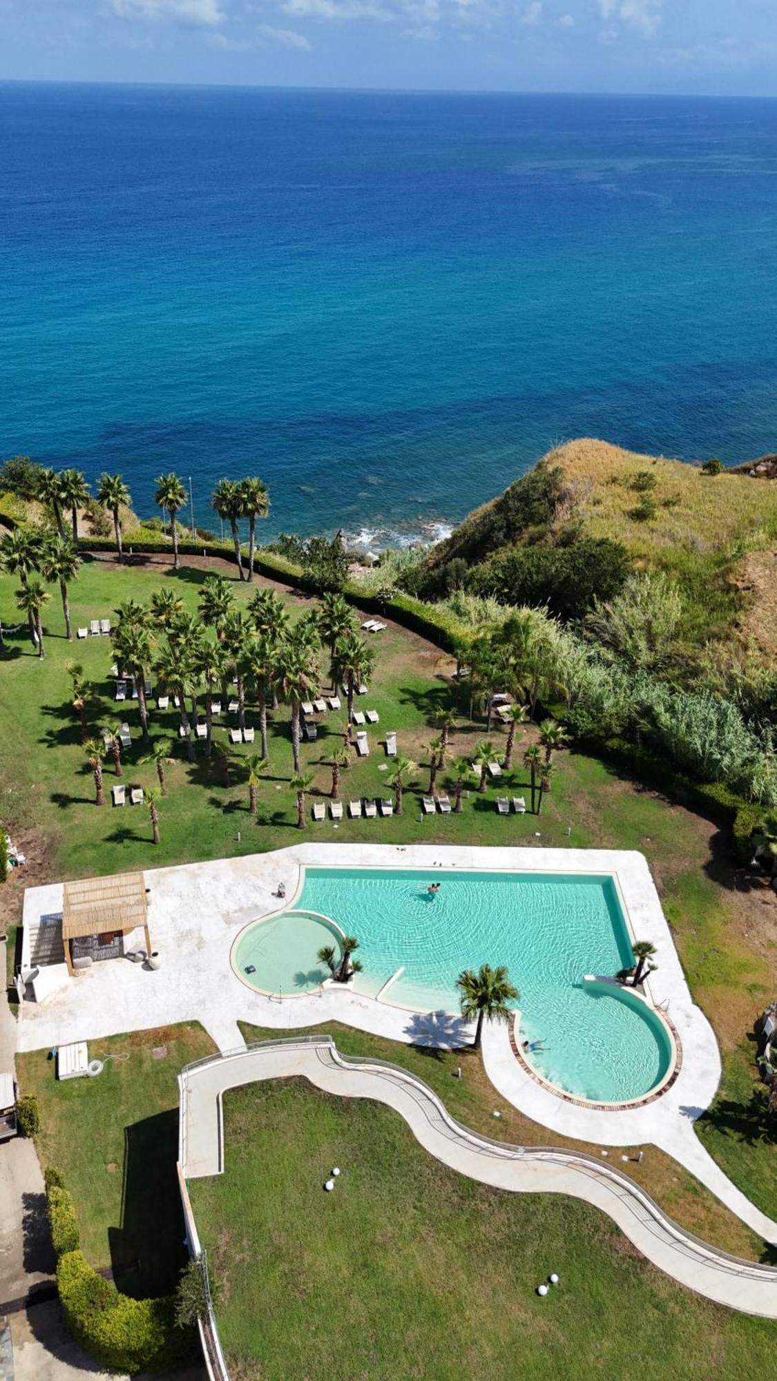 Infinity Resort Tropea Паргелия Екстериор снимка