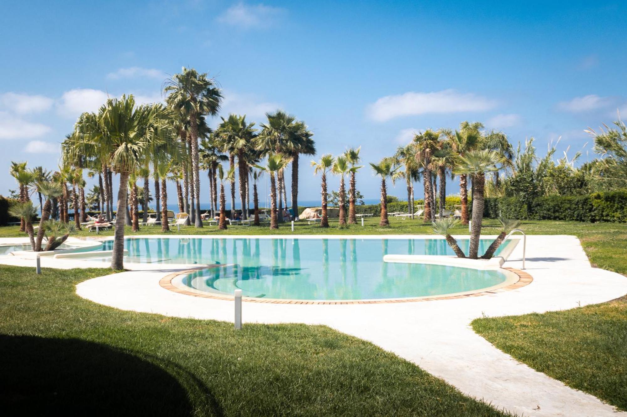 Infinity Resort Tropea Паргелия Екстериор снимка